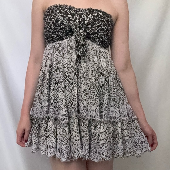 Free People Dresses & Skirts - Free People Mini Babydoll Dress